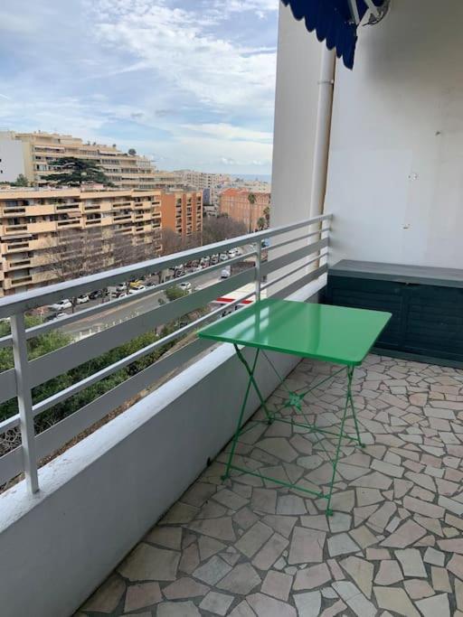 T2 A Proximite Des Plages Cannes Exterior photo